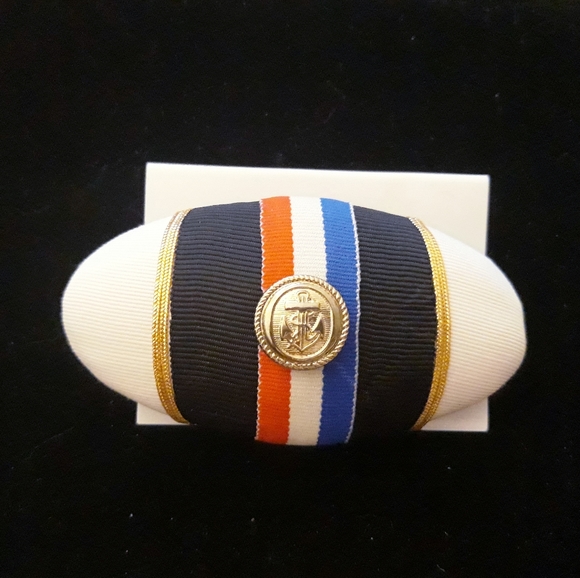 Vintage 1980's Rave Nautical Style Padded Hair Clip - Picture 4 of 7